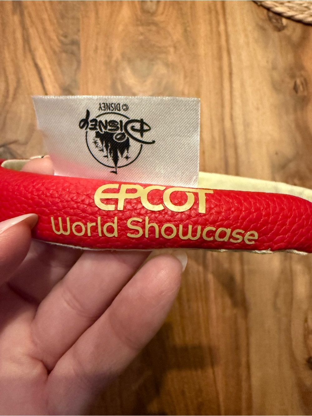 Faux Leather Disney Epcot Italy Minnie Mouse Ears - Picture 9 of 9